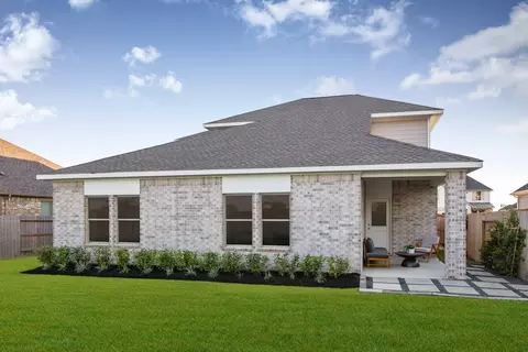 Exterior - 3626 Compass Pointe Ct, Angleton, TX 77515 photo 10 of 14