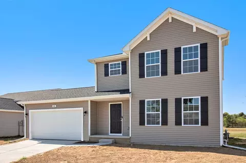 1104 Cedarwood Dr, Greenville, MI 48838