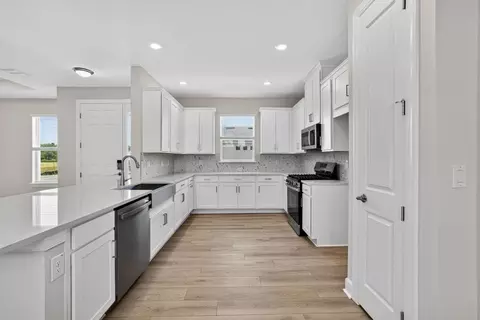 3943 Immacolata Way, Wesley Chapel, FL 33545
