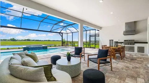 Exterior - 10614 Eclipse St, Sarasota, FL 34241 photo 6 of 59
