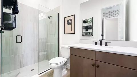 Bath - 10614 Eclipse St, Sarasota, FL 34241 photo 3 of 15