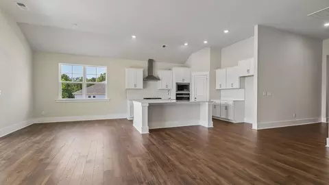 Living - 1833 Kennerly Rd, Irmo, SC 29063 photo 1 of 2