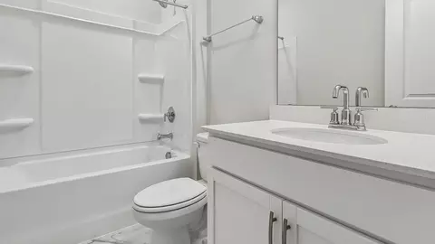 Bath - 1833 Kennerly Rd, Irmo, SC 29063 photo 3 of 4