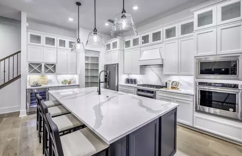 Kitchen - 9469 Caymas Ter, Naples, FL 34114 photo 2 of 2