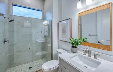 Bath - 9469 Caymas Ter, Naples, FL 34114 photo 2 of 2