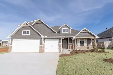 Exterior - 2800 Heather Hvn, Moore, OK 73160 photo 4 of 38