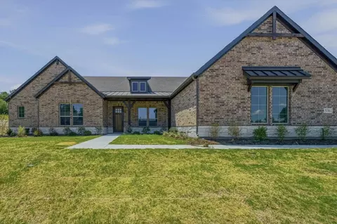 536 Lantana Dr, Weatherford, TX 76085