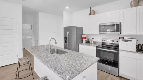 Kitchen - 26862 Setai Ct, Daphne, AL 36526 photo 2 of 7