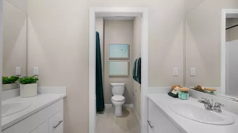Bath - 39428 Sangria Ct, Indio, CA 92203 photo 4 of 6