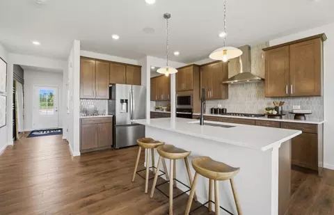 Kitchen - 3163 Vineyard Ln, Aurora, IL 60502 photo 5 of 8