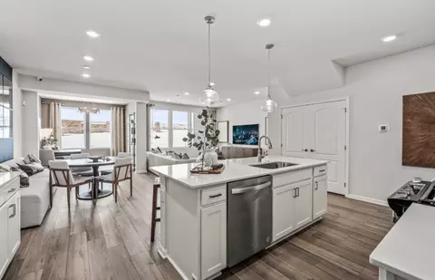 32736 Sandridge Run, Avon Lake, OH 44012