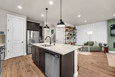 18301 NE 17th St, Vancouver, WA 98684