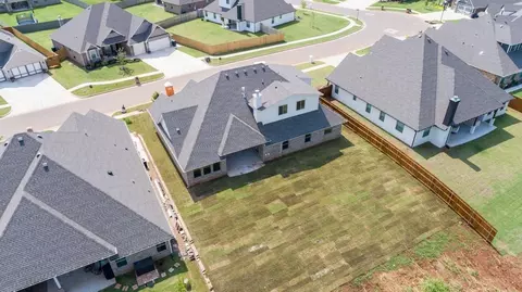 View/Area - 2920 E Northampton St, Broken Arrow, OK 74014 photo 1 of 22