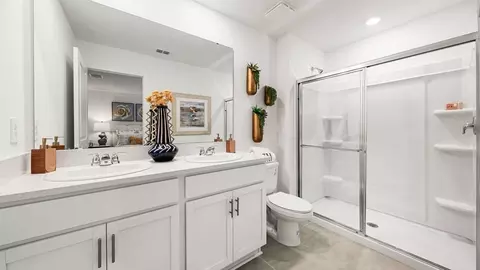 Bath - 13134 Stable Pl, Parrish, FL 34219 photo 1 of 2