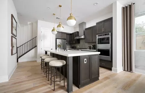 Kitchen - 672 Gadwall, Irvine, CA 92618 photo 2 of 6