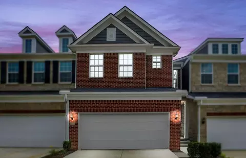 4151 Nottingham Cir, Clarkston, MI 48346