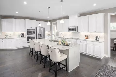Kitchen - 300 Pinewood Dr, Mars, PA 16046 photo 2 of 4