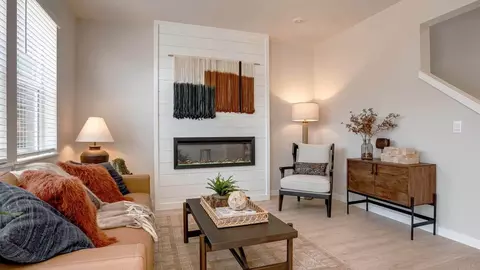 Living - 3673 SW Battaglia Ave, Gresham, OR 97080 photo 2 of 3