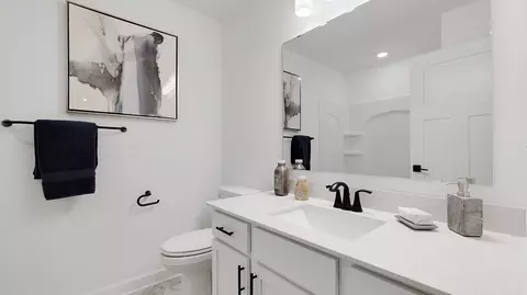 Bath - 6501 Tamarack Ln, Corcoran, MN 55340 photo 3 of 4