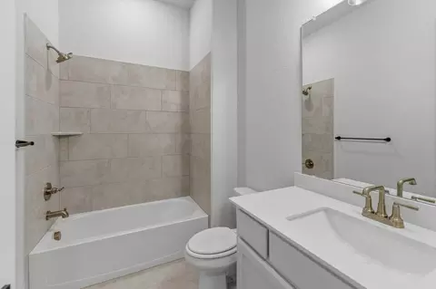 Bath - 2208 Continent Ct, Krum, TX 76249 photo 1 of 3