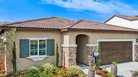 30752 Corte Tulipan, Winchester, CA 92596