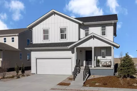 Exterior - 47369 Magnolia Ave, Bennett, CO 80102 photo 6 of 6