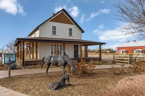Exterior - 47369 Magnolia Ave, Bennett, CO 80102 photo 5 of 6