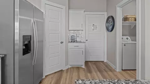 Entry Way - 2302 Continental Ave, Abilene, TX 79601 photo 2 of 3