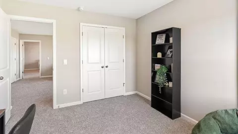 Entry Way - 3420 Skywalker Pass, Fort Wayne, IN 46818 photo 3 of 4