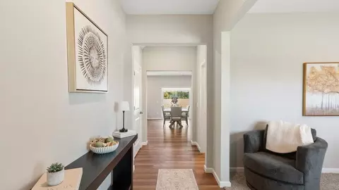 Entry Way - 3420 Skywalker Pass, Fort Wayne, IN 46818 photo 2 of 4