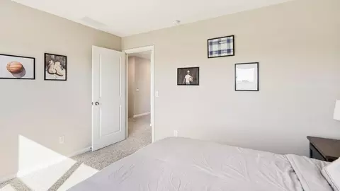 Bedroom - 3420 Skywalker Pass, Fort Wayne, IN 46818 photo 10 of 15