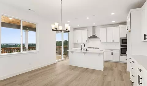 10625 Treasure Dr NW, Silverdale, WA 98383
