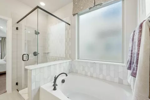 Bath - 14562 Flossie St, Celina, TX 75009 photo 6 of 7