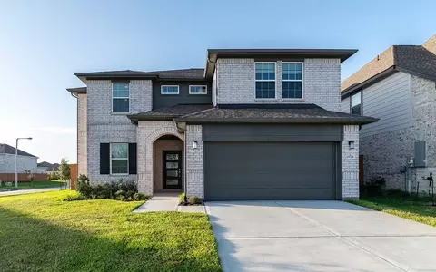 13724 Seneca Lake Dr, La Marque, TX 77568