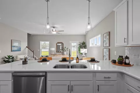 Kitchen - 4192 Workman Loop, Leland, NC 28451 photo 4 of 7