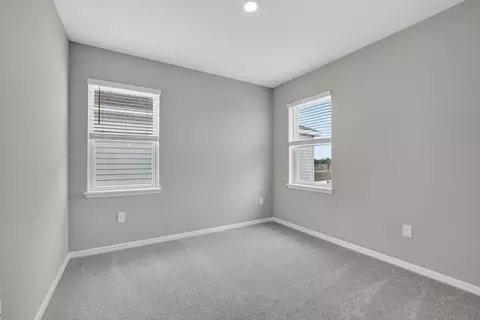 Bedroom - 13419 Commons Ave, Parrish, FL 34219 photo 2 of 16