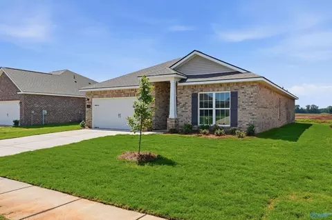 300 Keller Dr, Hazel Green, AL 35750