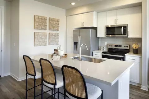 Kitchen - 9191 Waverly Ln, Riverside, CA 92503 photo 2 of 3