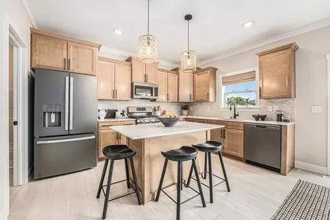 Kitchen - Hillside Drive, Corunna, MI 48817 photo 4 of 4