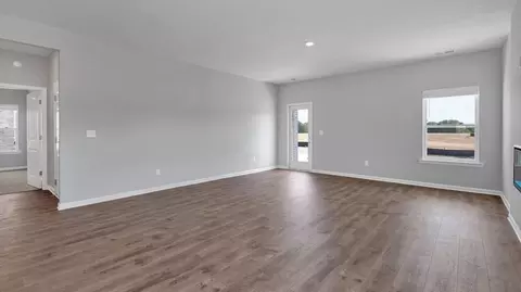 Living - 8248 Bankhead Dr, Olive Branch, MS 38654 photo 1 of 7