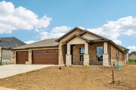 9307 Pickering St, Lenexa, KS 66227