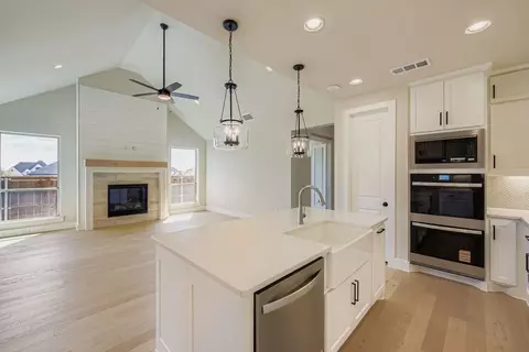 Kitchen - 4801 Triadic Ln, Prosper, TX 75078 photo 5 of 8