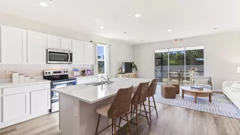 4101 Gold Dust Ln, Sarasota, FL 34243