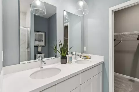 Bath - 5224 Luisa Ct, Saint Cloud, FL 34771 photo 3 of 8