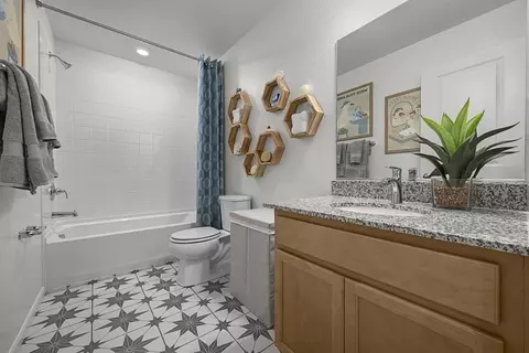 Bath - 18879 E 92nd Ave, Commerce City, CO 80022 photo 3 of 3