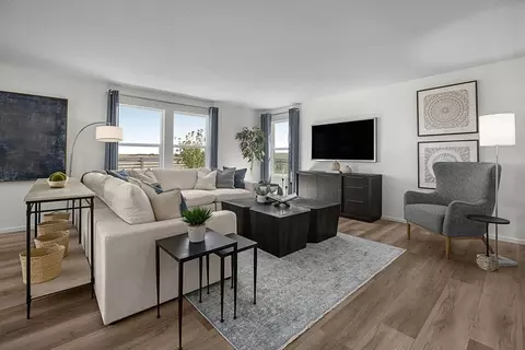 Living - 18879 E 92nd Ave, Commerce City, CO 80022 photo 6 of 6
