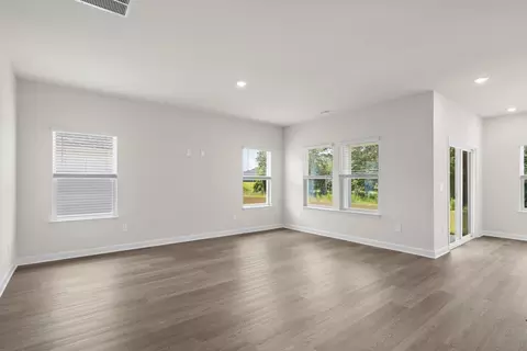 205 Evergreen St, Longs, SC 29568