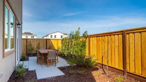 Exterior - 2625 Briones Dr, Fairfield, CA 94533 photo 5 of 5