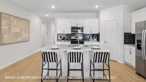 Kitchen - 2313 Bronc Buster Way, Leander, TX 78641 photo 3 of 10