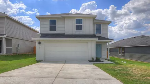 Exterior - 2207 Gentle Rain Dr, Luling, TX 78648 photo 2 of 9